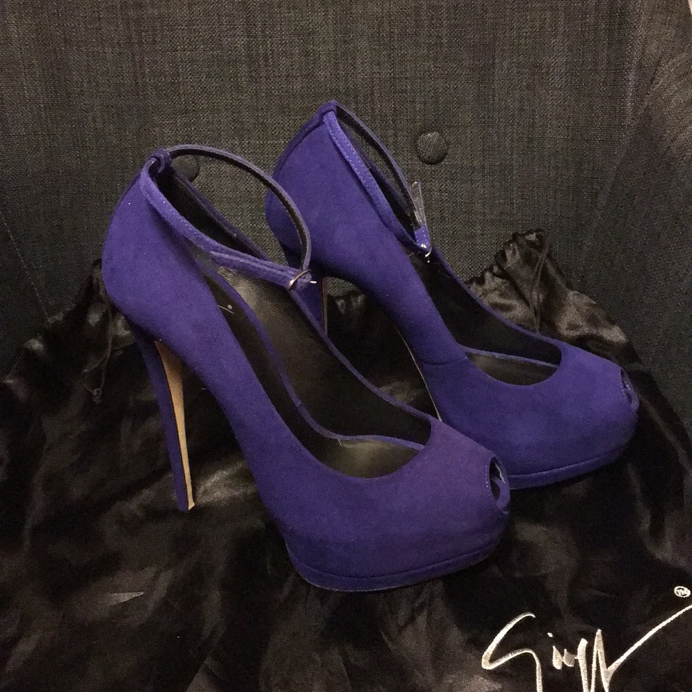 Authentic Giuseppe Zanotti Suede Platform Pumps